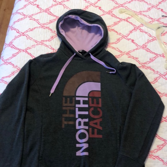 The North Face Tops - North Face sweatshirt